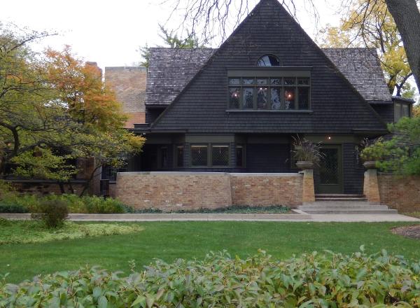 Frank Lloyd Wright's Home in Oak Park, near Chicago. License